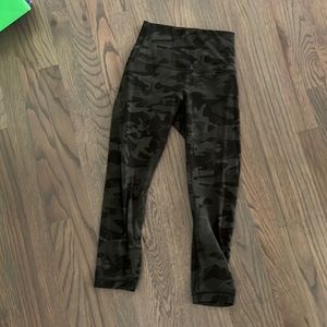 lululemon align capris